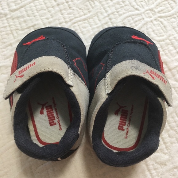Sz2 (4/$20) Puma Baby Soft Shoes - Picture 7 of 14